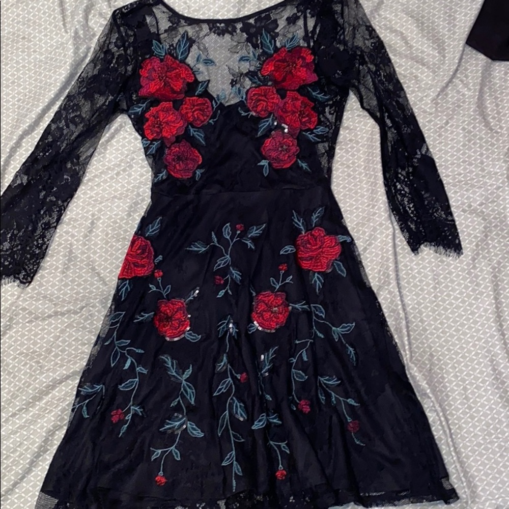 Lace rose dress